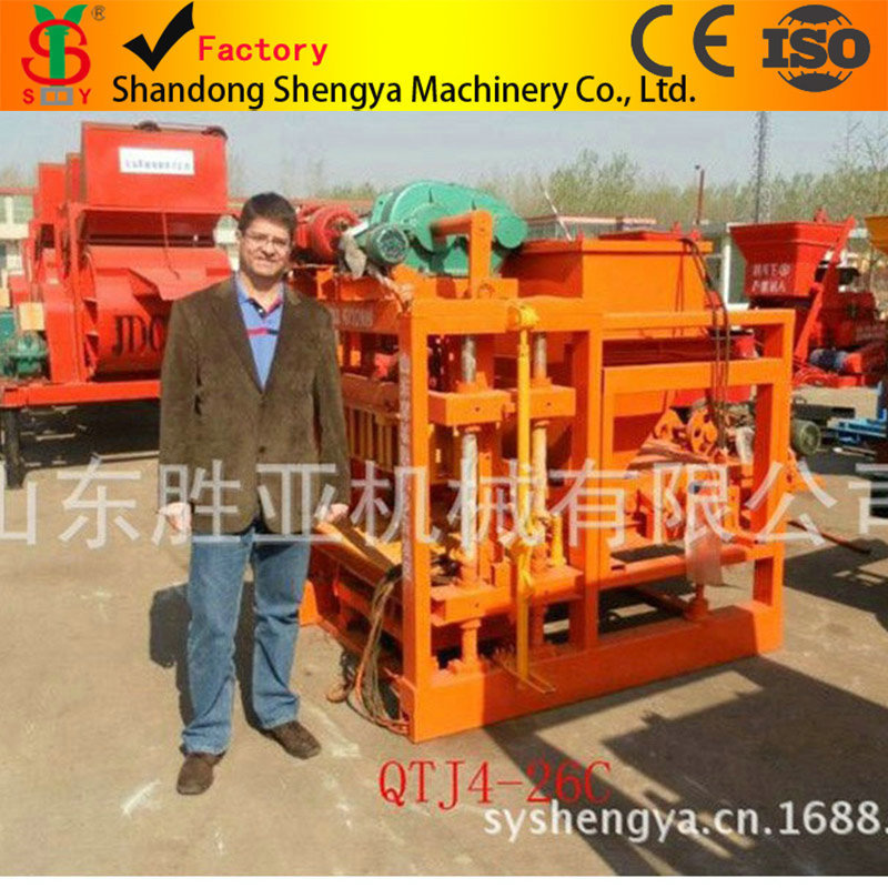 QTJ4-26C水泥製磚機出口