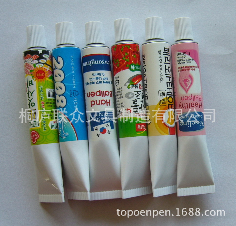 Tube shape ball pen