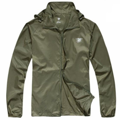 Chips Suncoat: Thin, Breathable Casual Windbreaker for Men