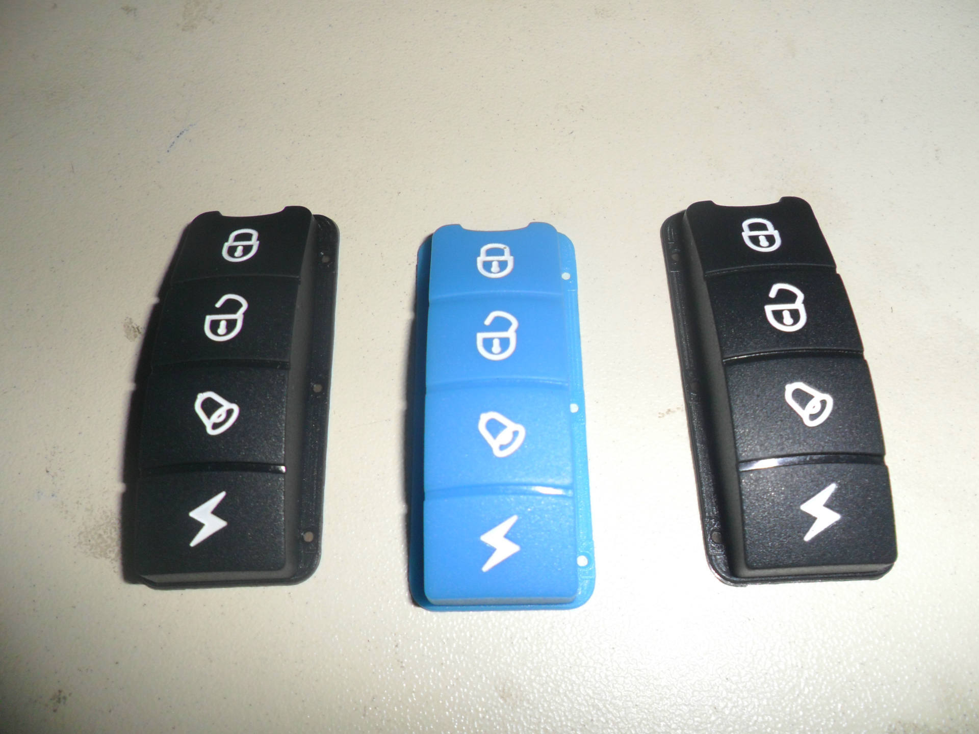 防盗器按键按钮 凹字 丝印、 填油 上色 点漆加工