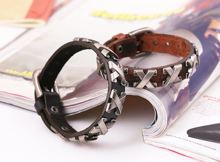 New leather retro punk leather bracelet