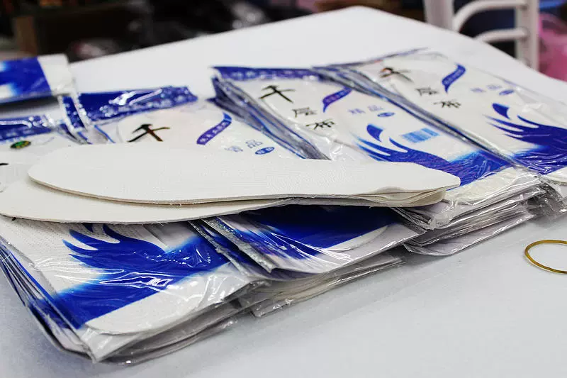 Sweat and deodorizing thousands of cotton cloth thousand layers of cotton insoles