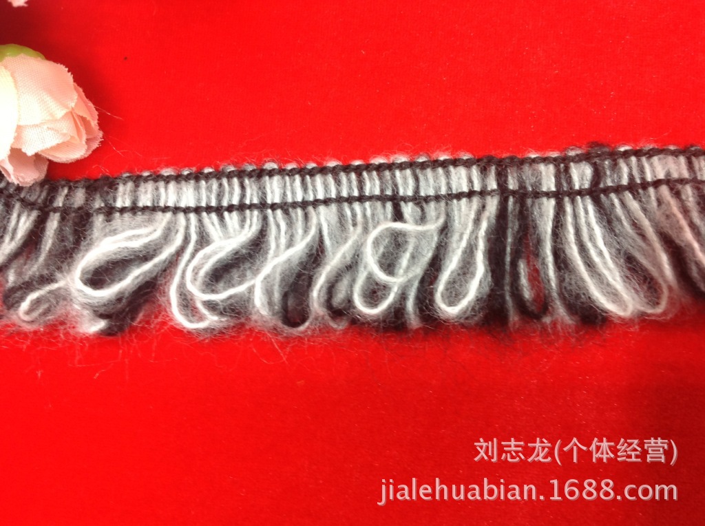 3CM宽黑白马海毛材质和色须须