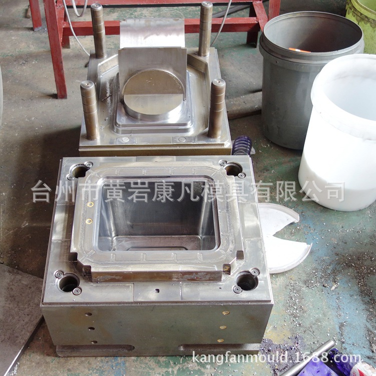 浙江台州模具制造公司，注塑模具整理箱模具 收纳盒模具