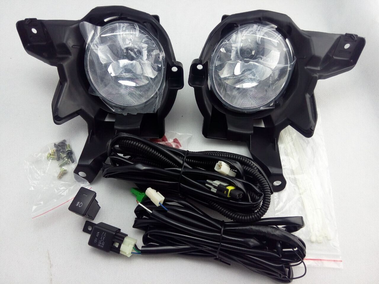 Aplicable a 14 luces antiniebla Toyota RAV4 15 nuevas luces antiniebla especiales RAV4 RAV4 luces antiniebla delanteras image 1