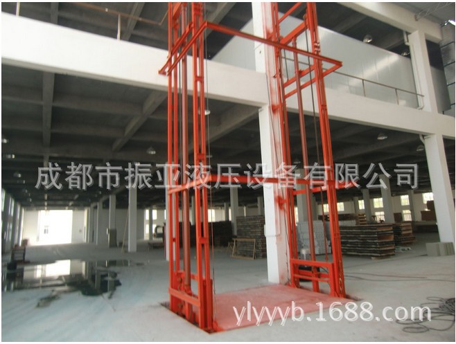 四柱SJD成都导轨式升降平台，液压升降货梯，雅安双轨道式升降机