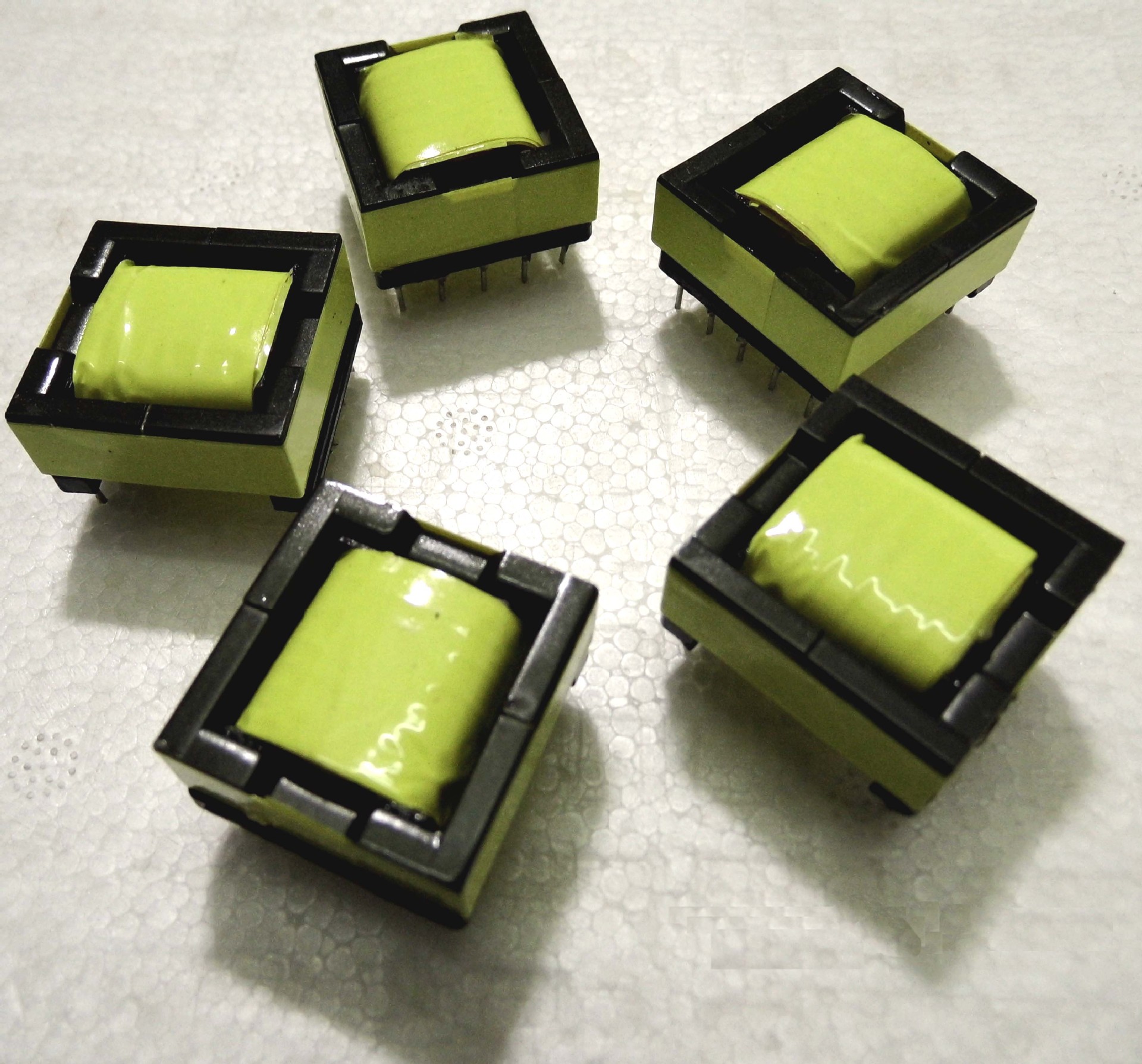 LED驱动电源高频变压器 EFD2020