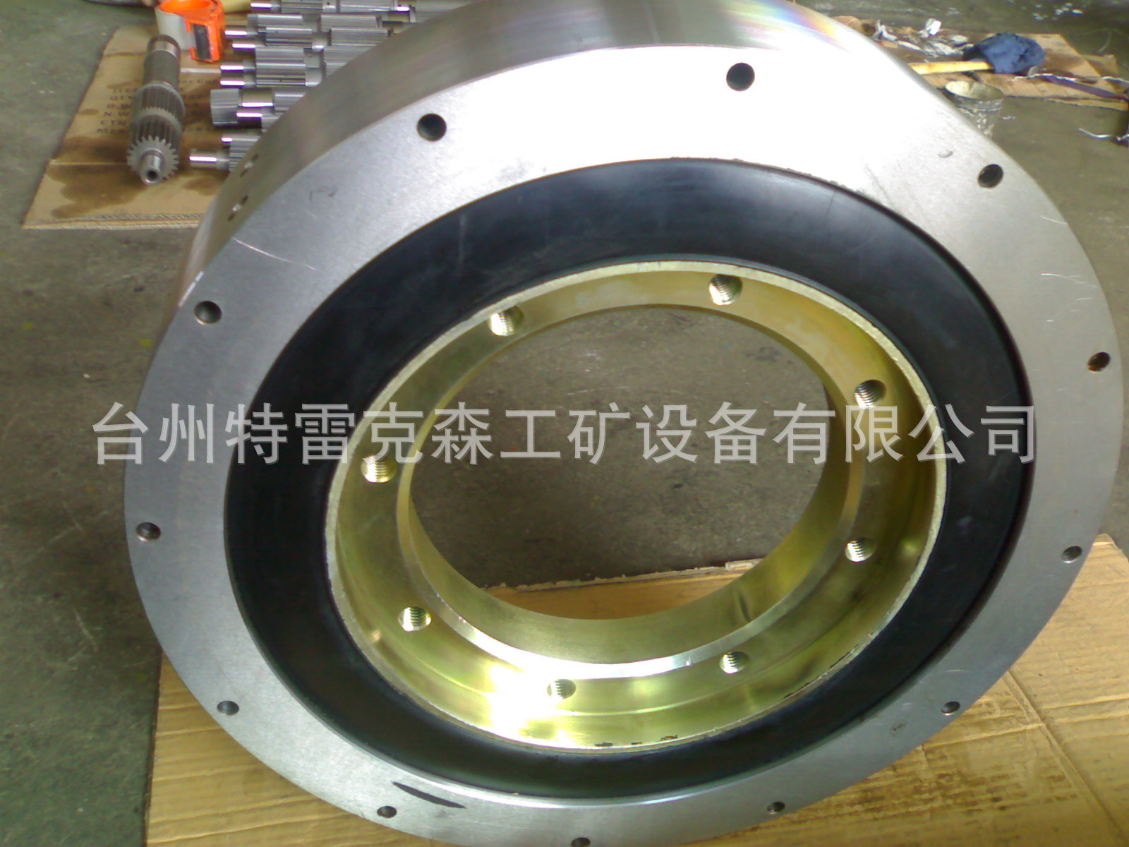 特雷克斯矿车配件 TEREX parts，TR100橡胶减震器15229488