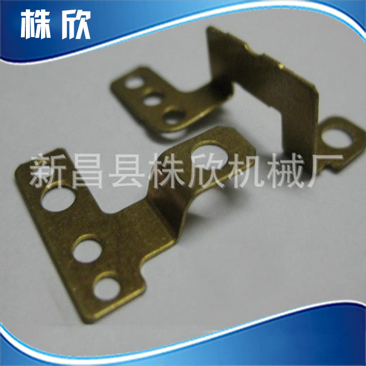 供应汽车冲压件   来图来样  大型冲压件