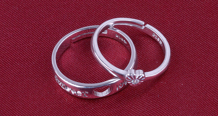 Korean Copper Plated Platinum Zircon Hollow Heart Open Couple Ring display picture 2