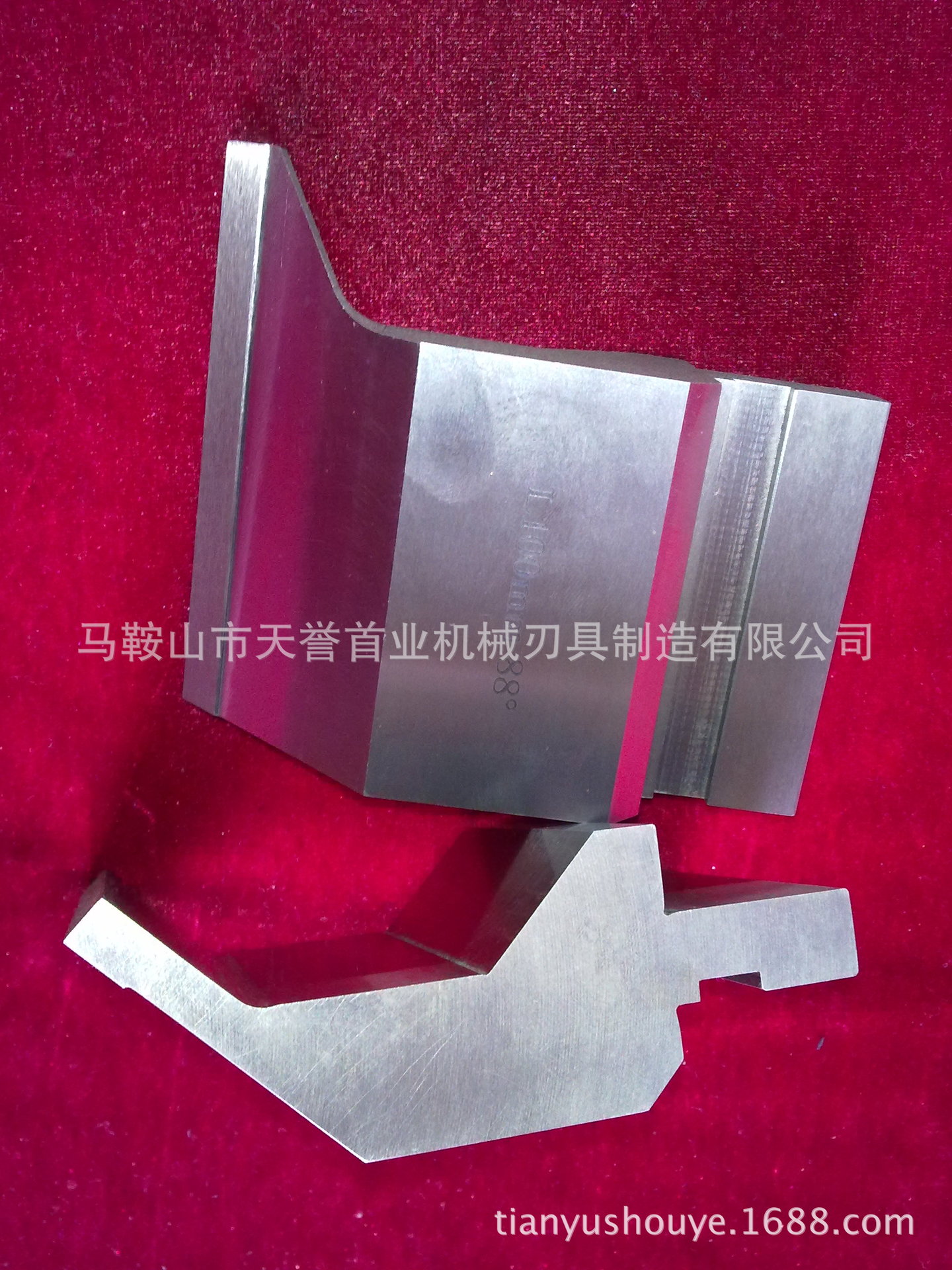 201212021860
