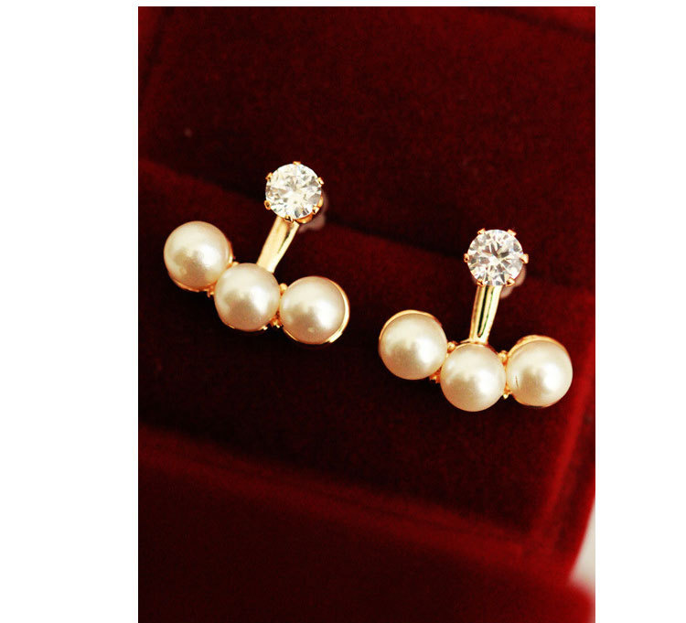 Three Pearl Stud Earrings display picture 2