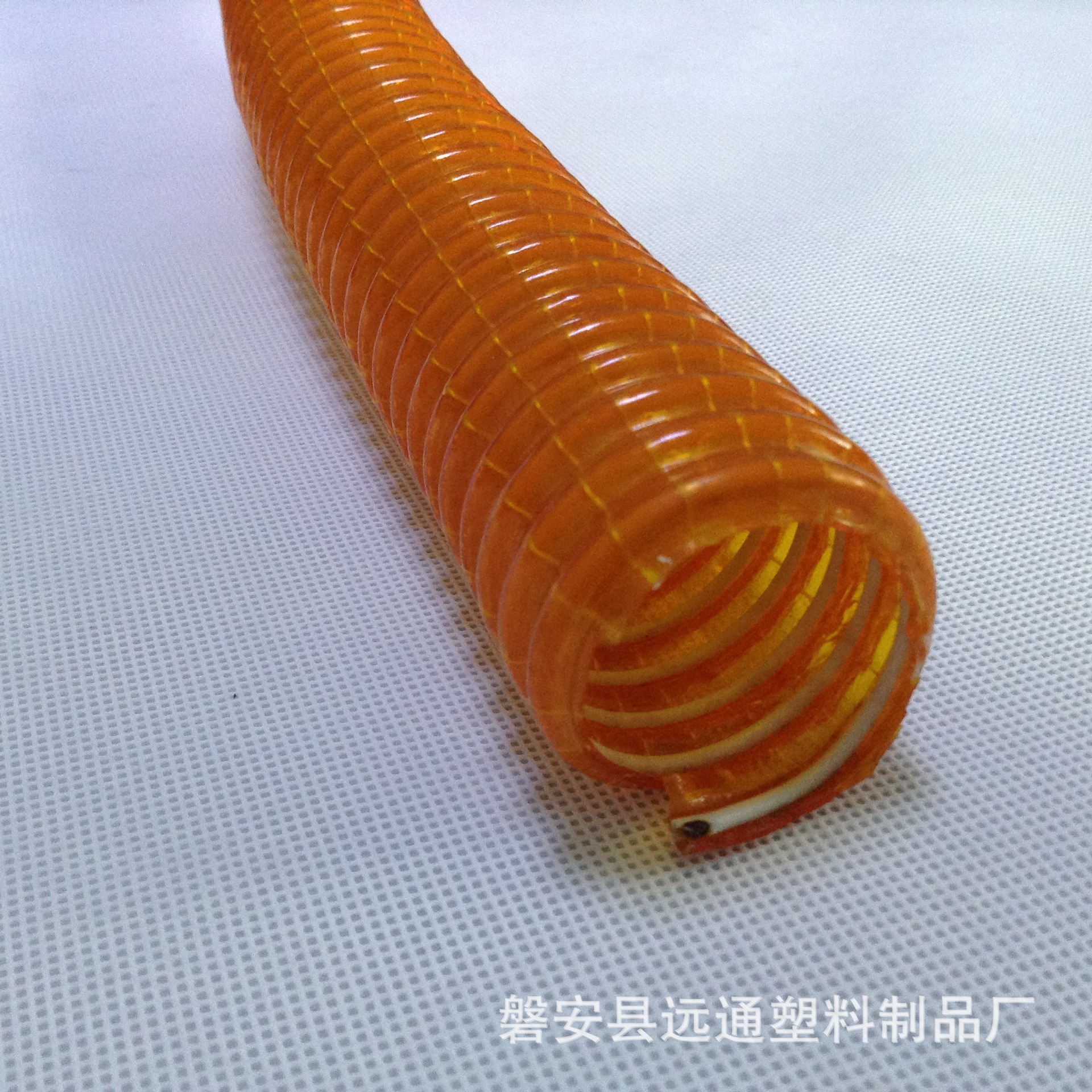 供应直径35毫米通风排水吸尘用包塑钢丝带纤维PVC缠绕波纹管