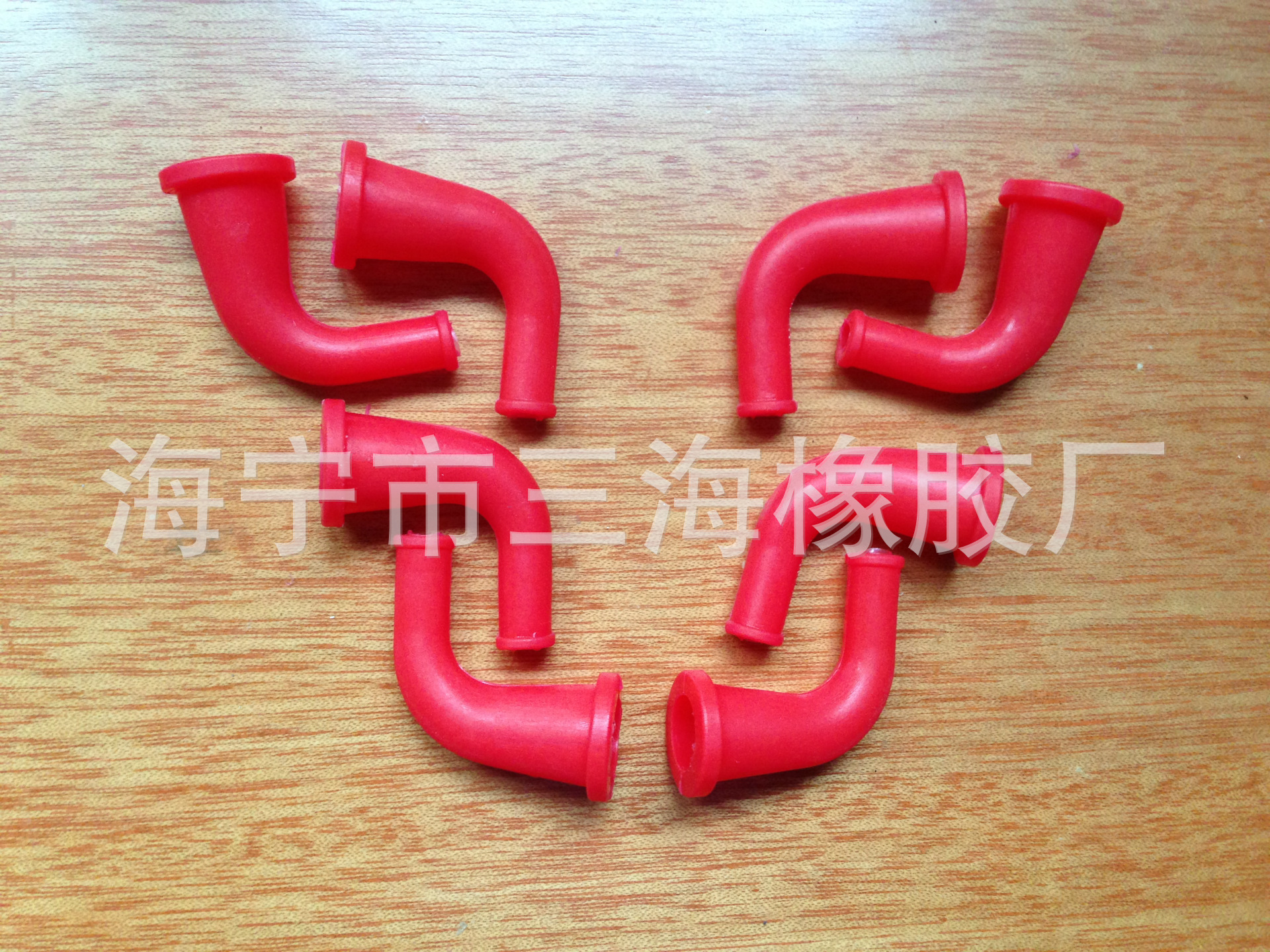厂家订做各类硅胶变径弯管 电热硅胶保护管 电热管保护套