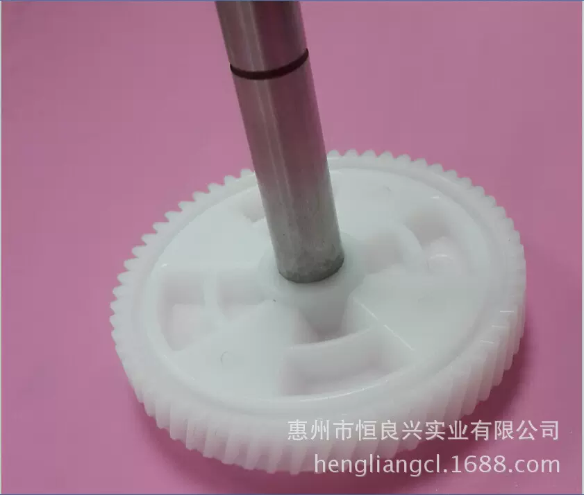 塑胶齿轮   精密齿轮   雨刮器齿轮   模数1齿轮蜗轮
