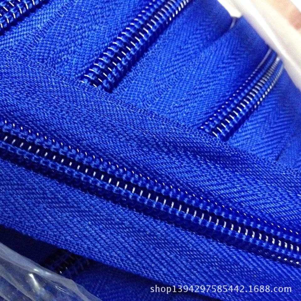 FFF075AE9823CABB020B39EB671C43