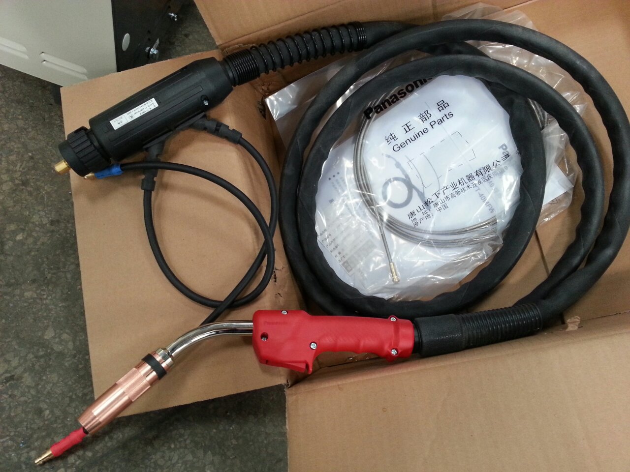 Panasonic/松下焊机/机器人原装配件/易损件水冷焊枪/MAG/MIG焊枪