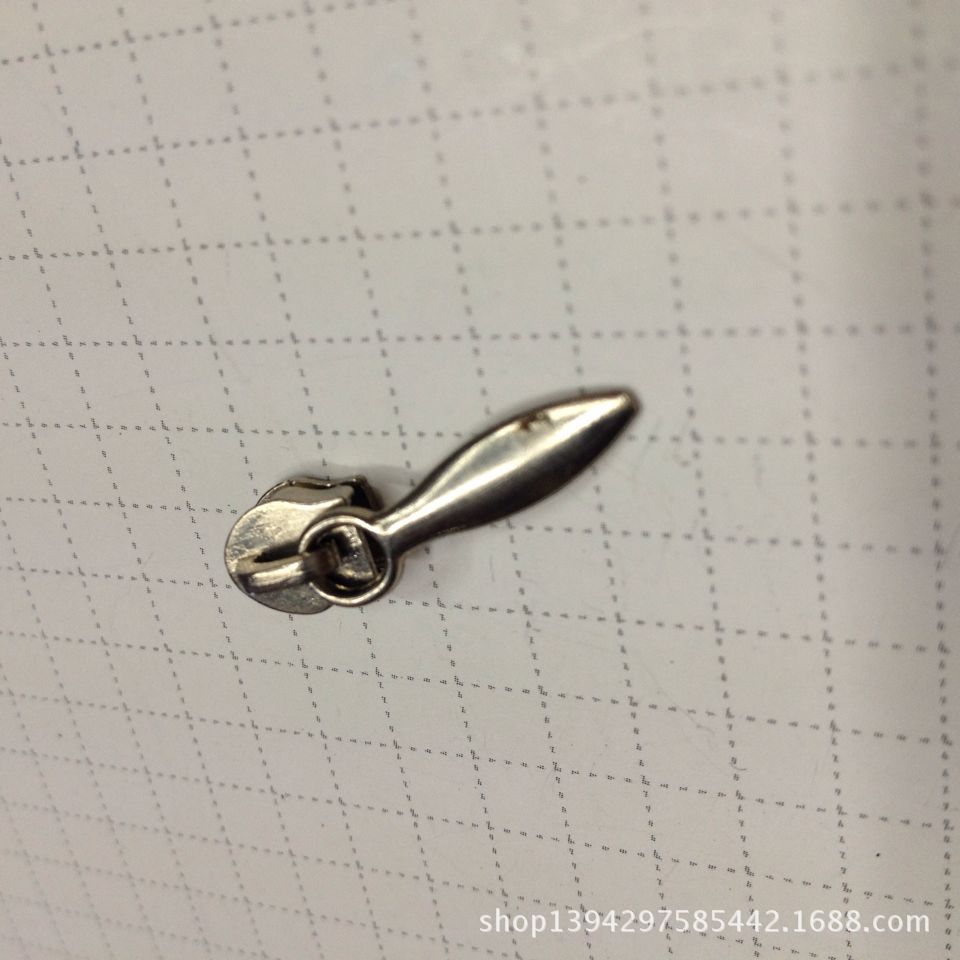 01CA18BCE25C738E0DAD2AD7BDAE52