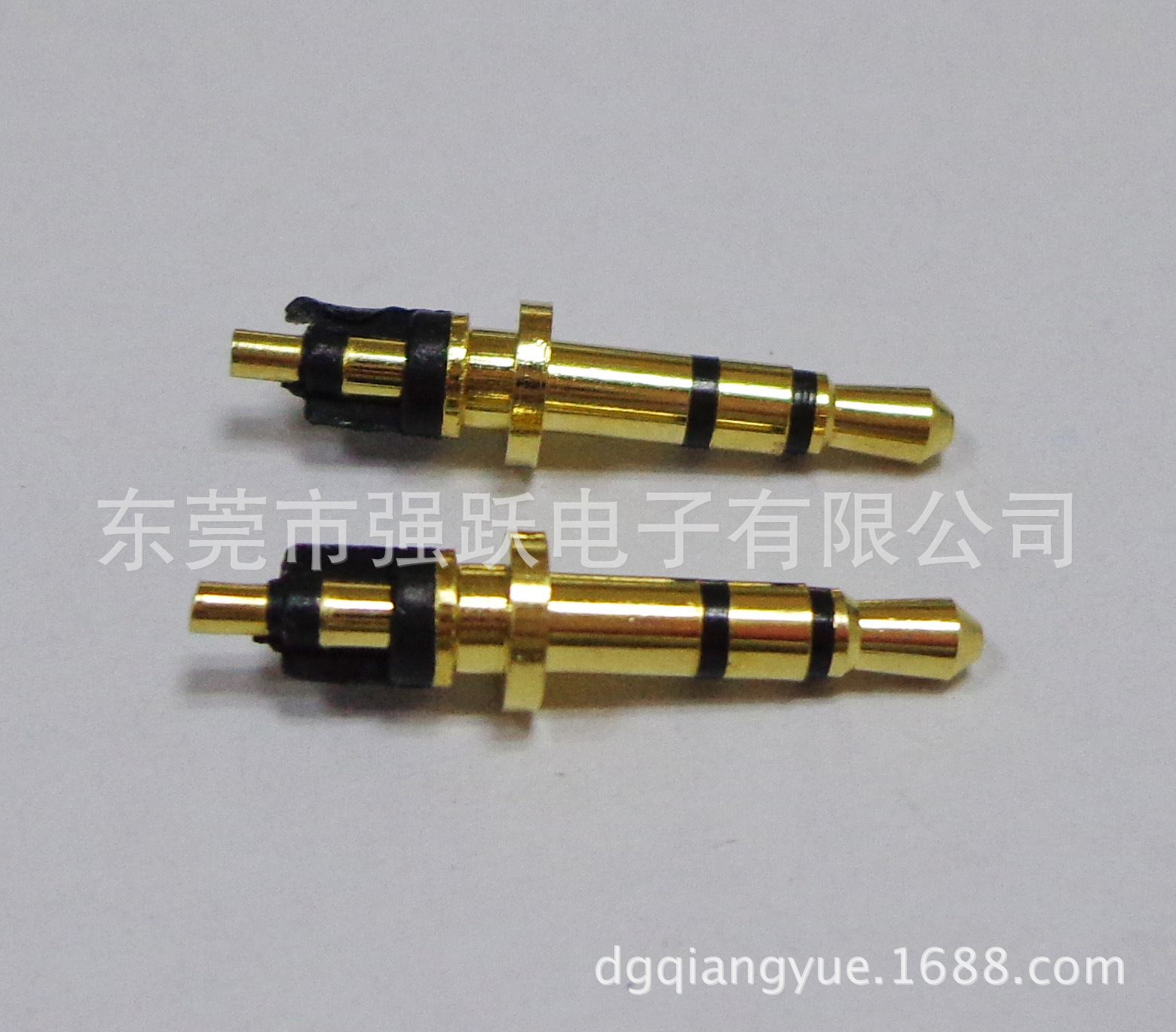 供应2.5立体耳机插针镀金镀镍  四级插头 镀真金镀镍