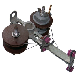 织造机械;其他纺织设备;纺机配件