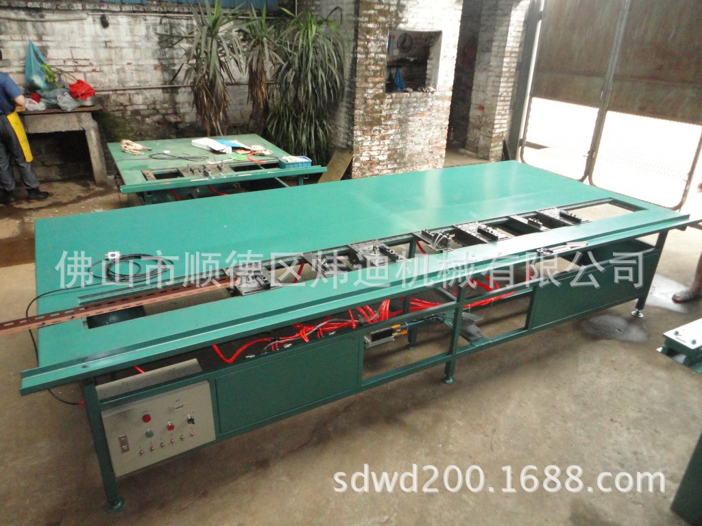 专业生产 LED电视铝边框 电视屏幕铝合金边框-电控式气动折弯机