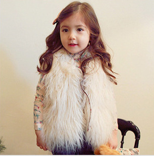 2019 Autumn and winter new pattern children Fur imitation girl Green Paper vast expanse of grassland at waterside wool Maomao Vest On behalf of
