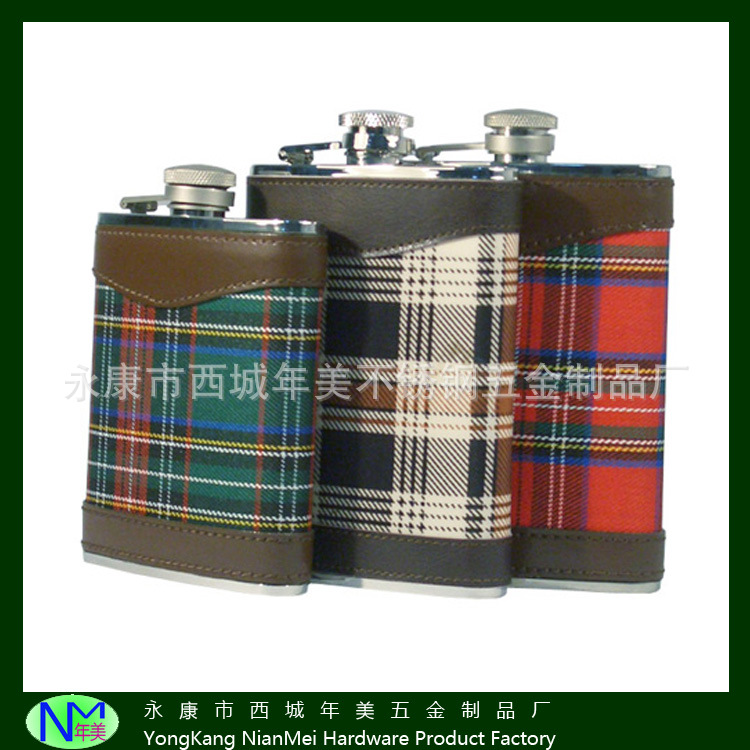 永康厂家直销新款6OZ英格兰红布料包裹随身不锈钢酒壶LOGO