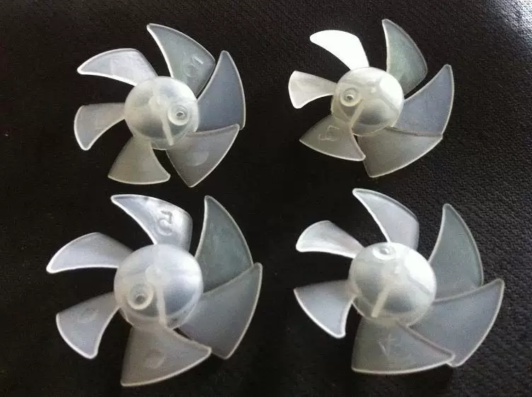 Plastic wind leaves PP wind leaf bleach wind leaves Xiaofang Liuye Six Leaf Wind Leaf