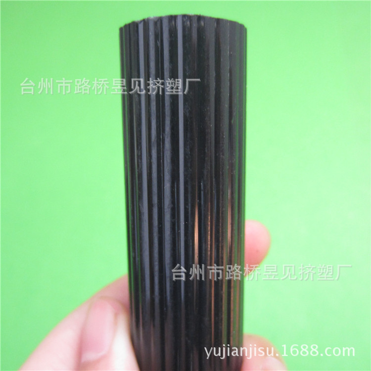 Tubo de plástico duro de PVC negro resistente al desgaste de alta resistencia, resistente a la perforación, tubo de drenaje de tubo redondo de espesor de pared de PVC varilla de plástico hueca