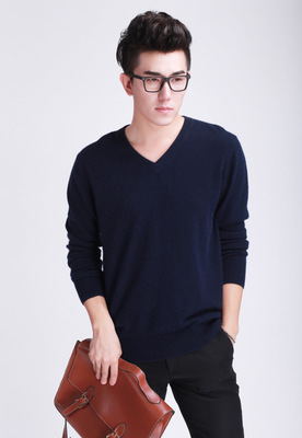 2018新款男士羊絨衫男Ｖ領羊毛衫純色毛衣套頭修身特價清倉
