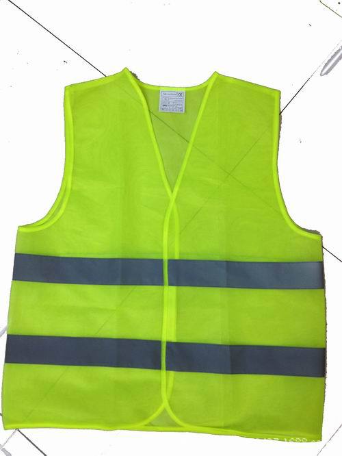 厂家直供反光衣 警示带 PVC反光挂件 反光膜 车身贴 手腕带 等