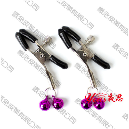 Wholesale erotic nipple clamps 2 sets of bell nipple clamps metal breast clamps adult products flirting toys 