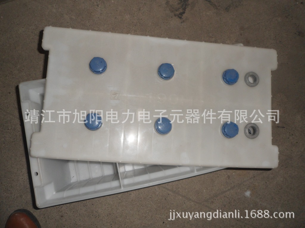 电瓶组装   12V-200AH电瓶外壳