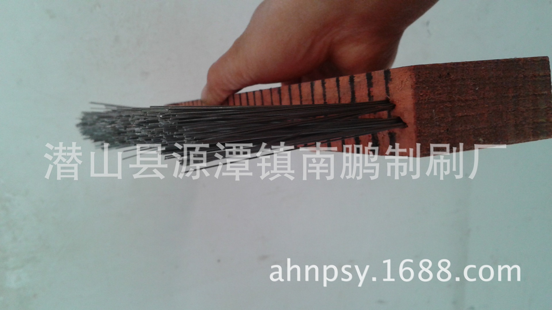 厂家供应  扶梯条刷  猪鬃条刷  品种齐全