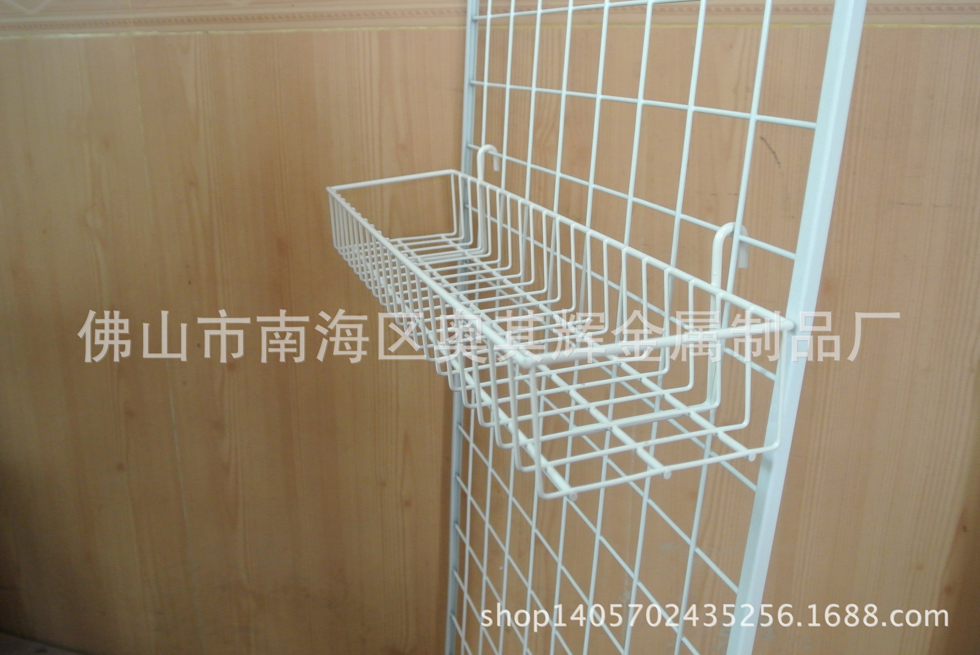 供应货架网片挂篮 收纳铁丝篮 瓶装展示挂网网篮 Wire baskets-阿里巴巴