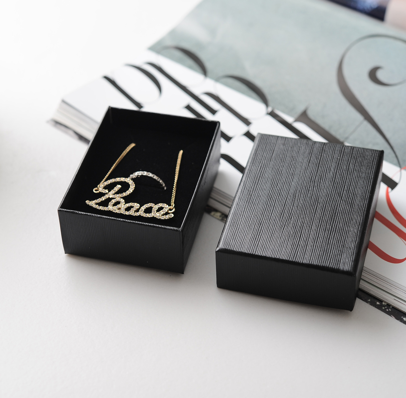 首饰盒批发现货黑色金谷纹戒指耳钉项链盒定做翻盖饰品包装盒