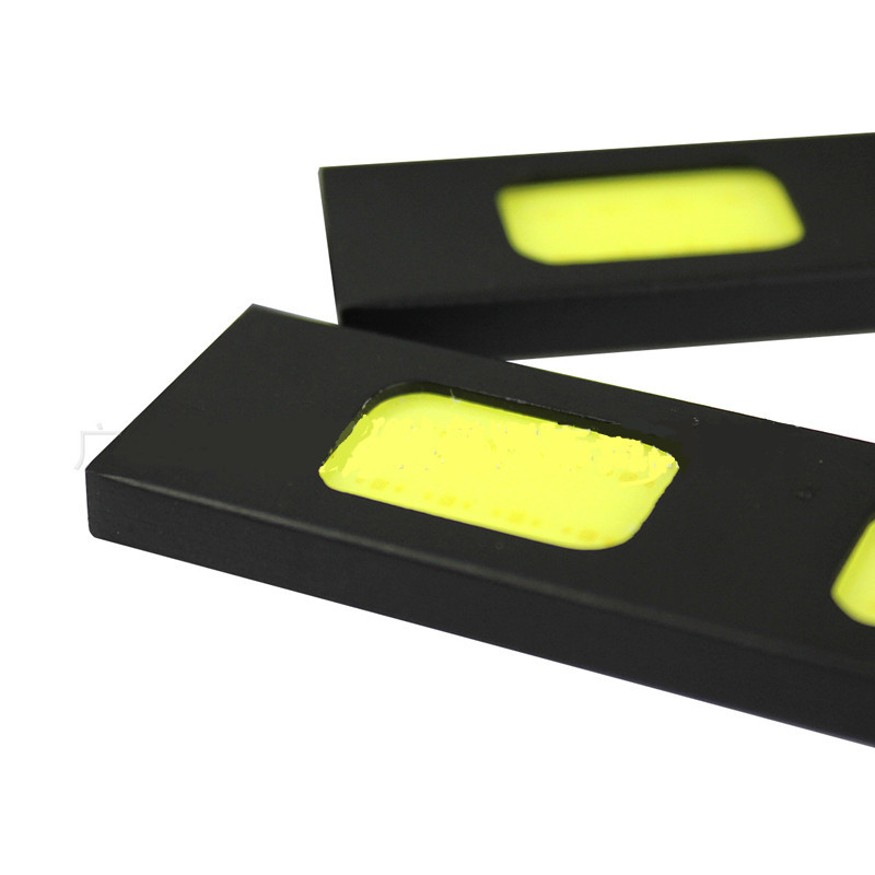 1495830556_1101087810