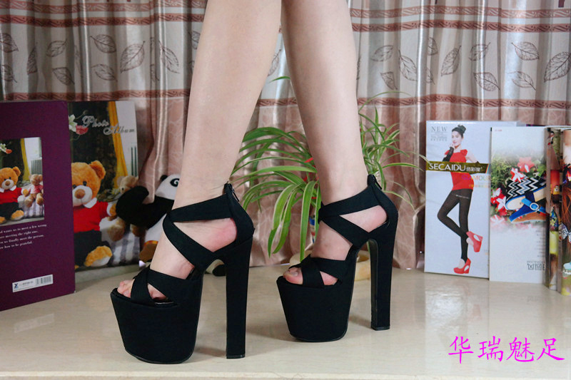 Chaussures été pour femme CHARME HRMZ  HUARUI en Caoutchouc - Ref 3345772 Image 11