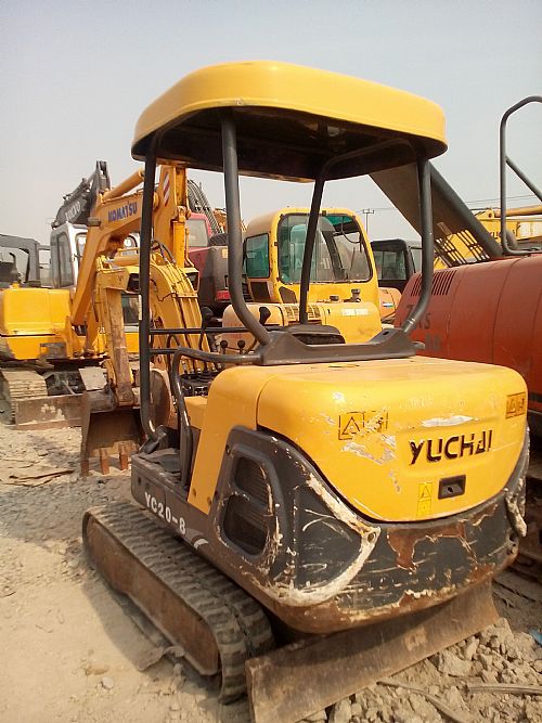 8成新玉柴玉柴20-8挖掘机转让