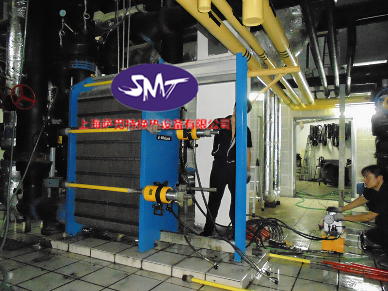 派斯特BP100B油水板式换热器清洗维修