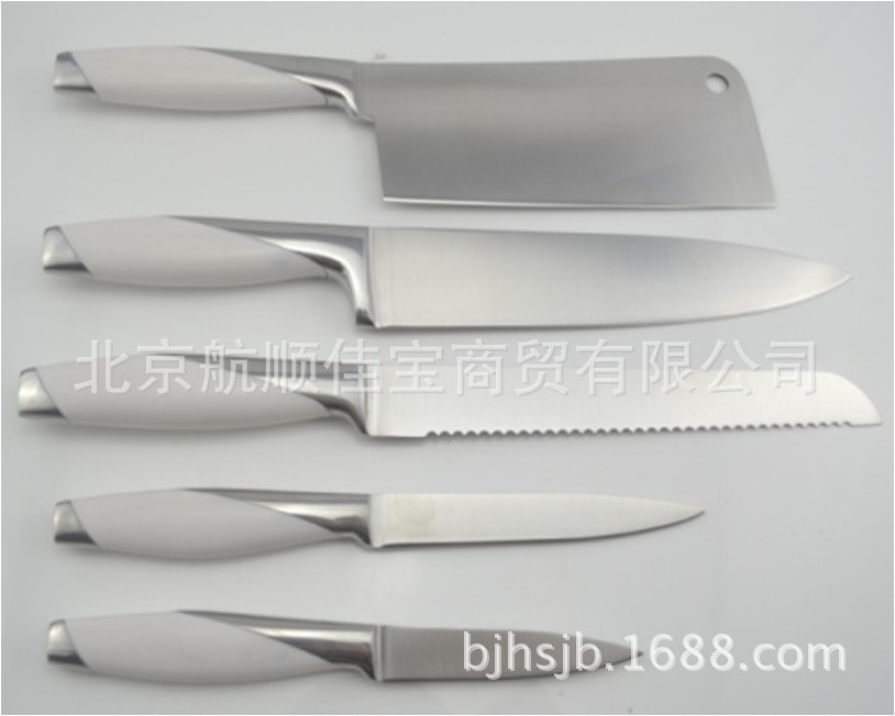 1445088345_2051215930