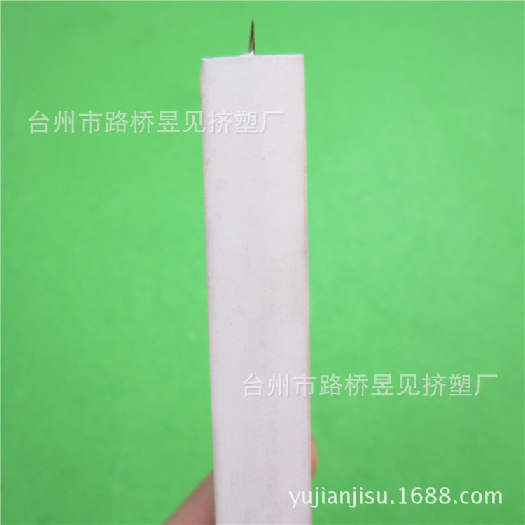 PVC白色异型材44——加铁 (3)