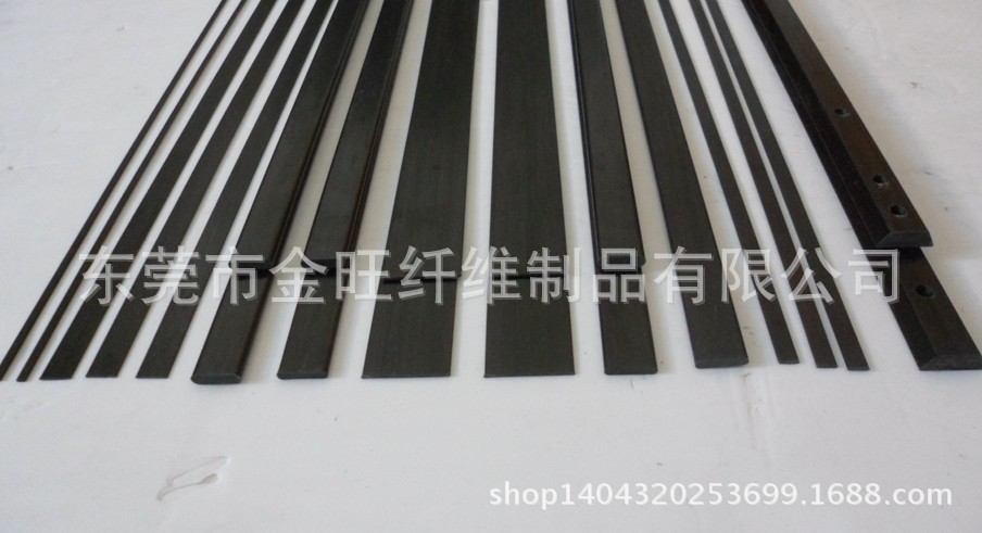 优质1*10碳纤维片 高强度 重量轻 高韧性 耐高温 耐老化碳纤维片