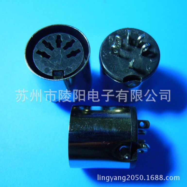 大DIN 5P母座焊线/带地线/铜壳镀镍/端子镀镍
