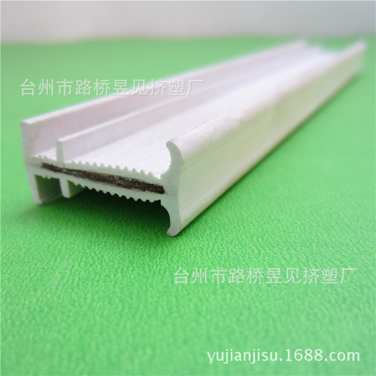 PVC白色异型材44——加铁 (6)