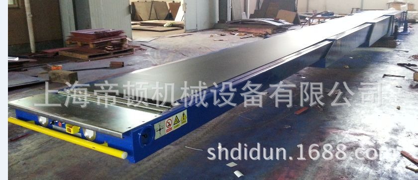 רҵ��Ӧ̼��������ײװ��Ƥ�����ͻ�