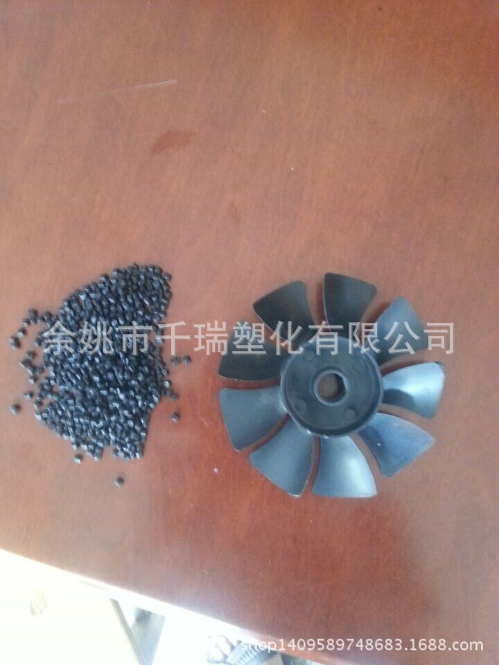 供应一级增强黑色PP再生料 增强聚丙烯塑料颗粒 黑色增强PP回料