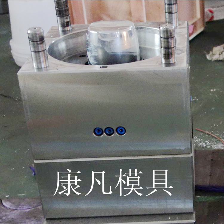 1升2升5升10升塑料桶模具，塑料制品量产。