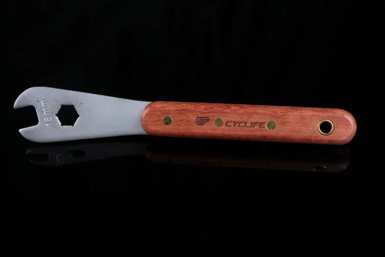 CYCLIFE Professional bike, constructor pedalled, wrench from natural wood