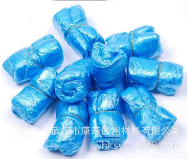 Бесплатная доставка одноразовые пластиковые бахилы универсальные утолщенные износостойкие полиэтиленовые Нескользящие бахилы Заводская поставка 100 шт. в наличии